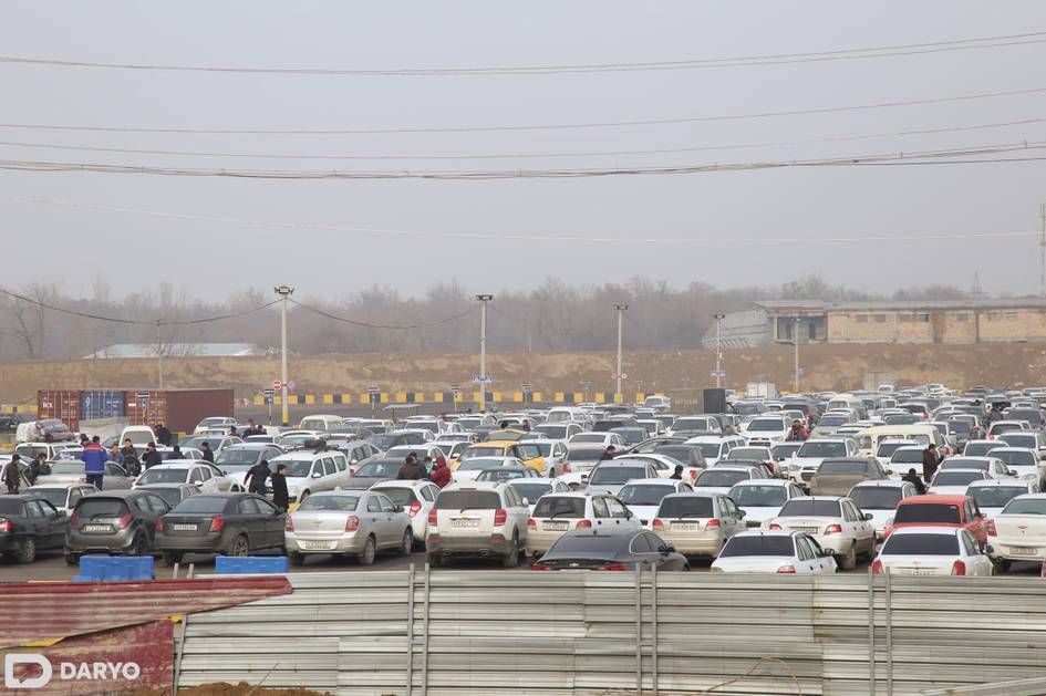 Toshkent bozorlaridagi avtoturargohlar narxi dam olish kunlari oshiriladi